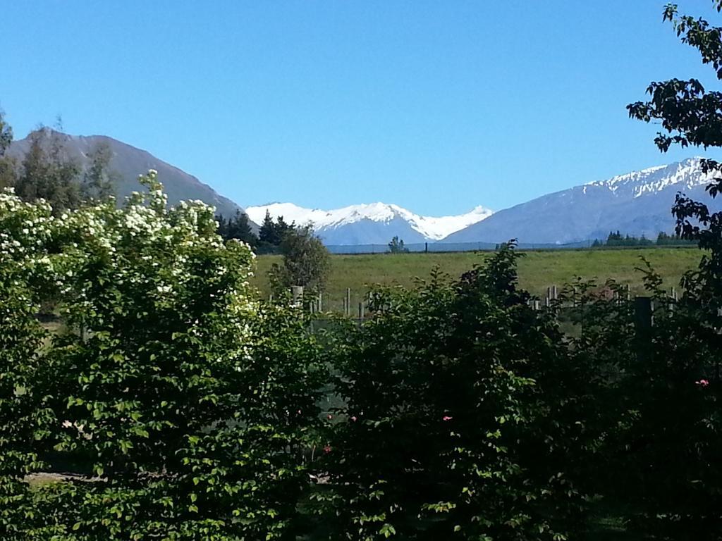 Wanaka Berry Farm And B&B Dış mekan fotoğraf